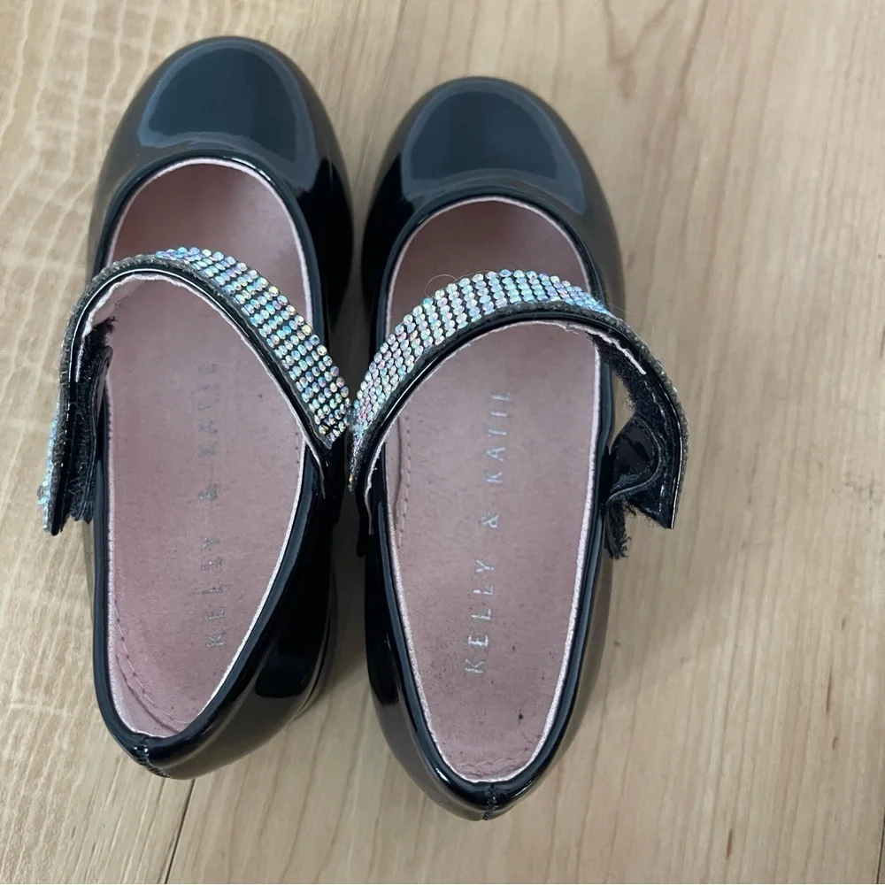 Kelly & Katie Black Dress Shoes with Rhinestone Strap